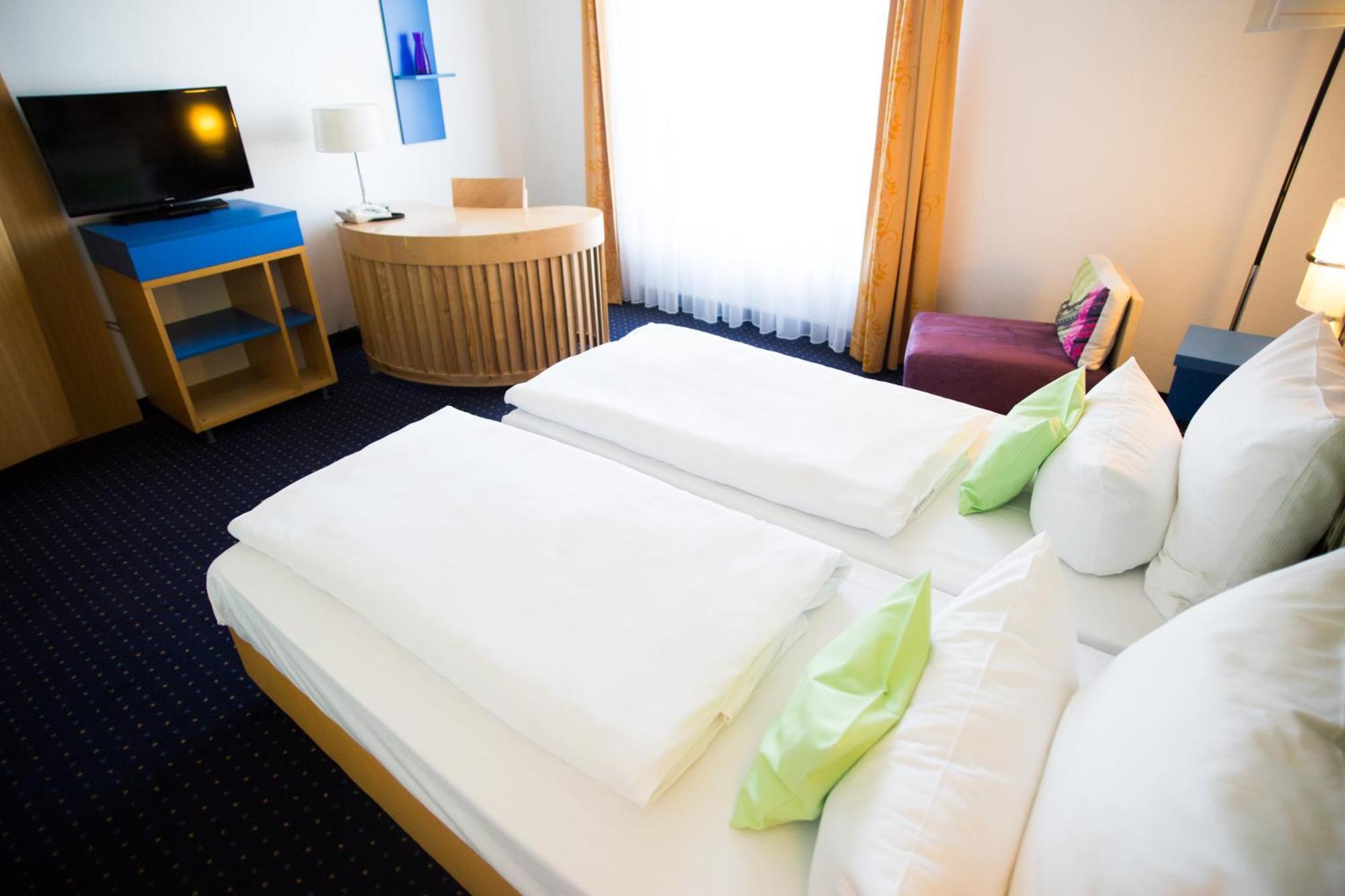 Ibis Styles Leipzig Radefeld Exterior foto